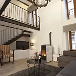 Casa Severina