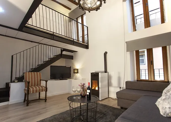 Casa Severina